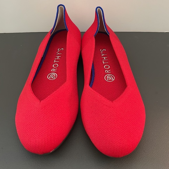 Red, Round Toe Rothy's Flats - Picture 3 of 14